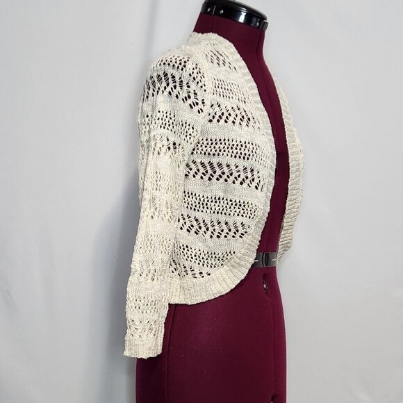 Cloud Chaser Cream Crochet Cover Up Shrug - Size S - Picture 2 of 9